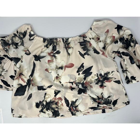 A'GACI Blouse very light fabric size S Pre-Owend in good condition - Picture 7 of 7